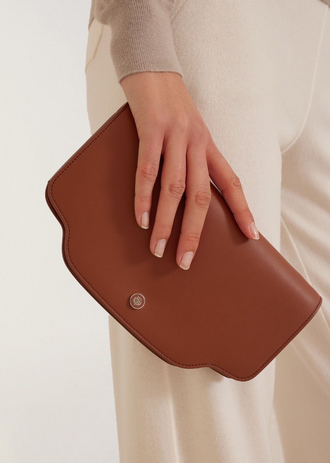 Loro Piana o1srvl11e0924 Size: / OS Sesia Clutch Purse in Brick Red Size ONE SIZE - 6 Thumbnail