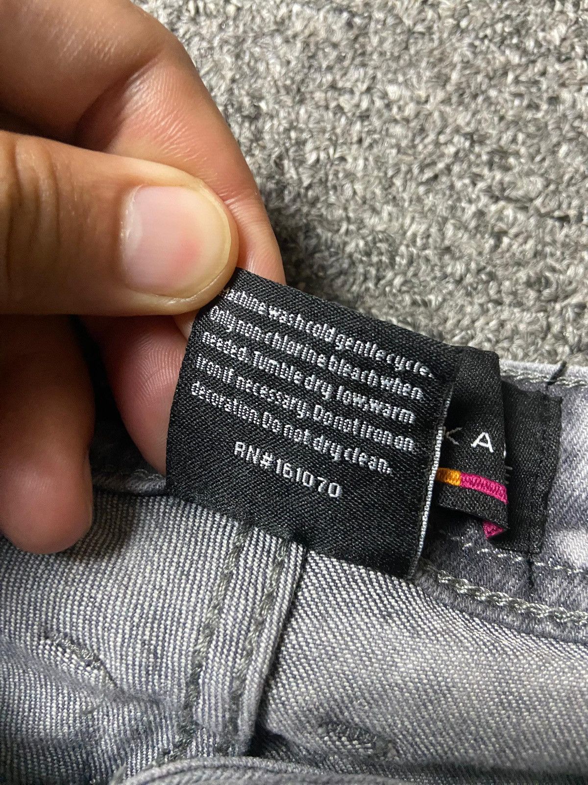 Japanese Brand Switch Remarkable Distressed Denim Jeans (145) Size US 39 - 5 Thumbnail