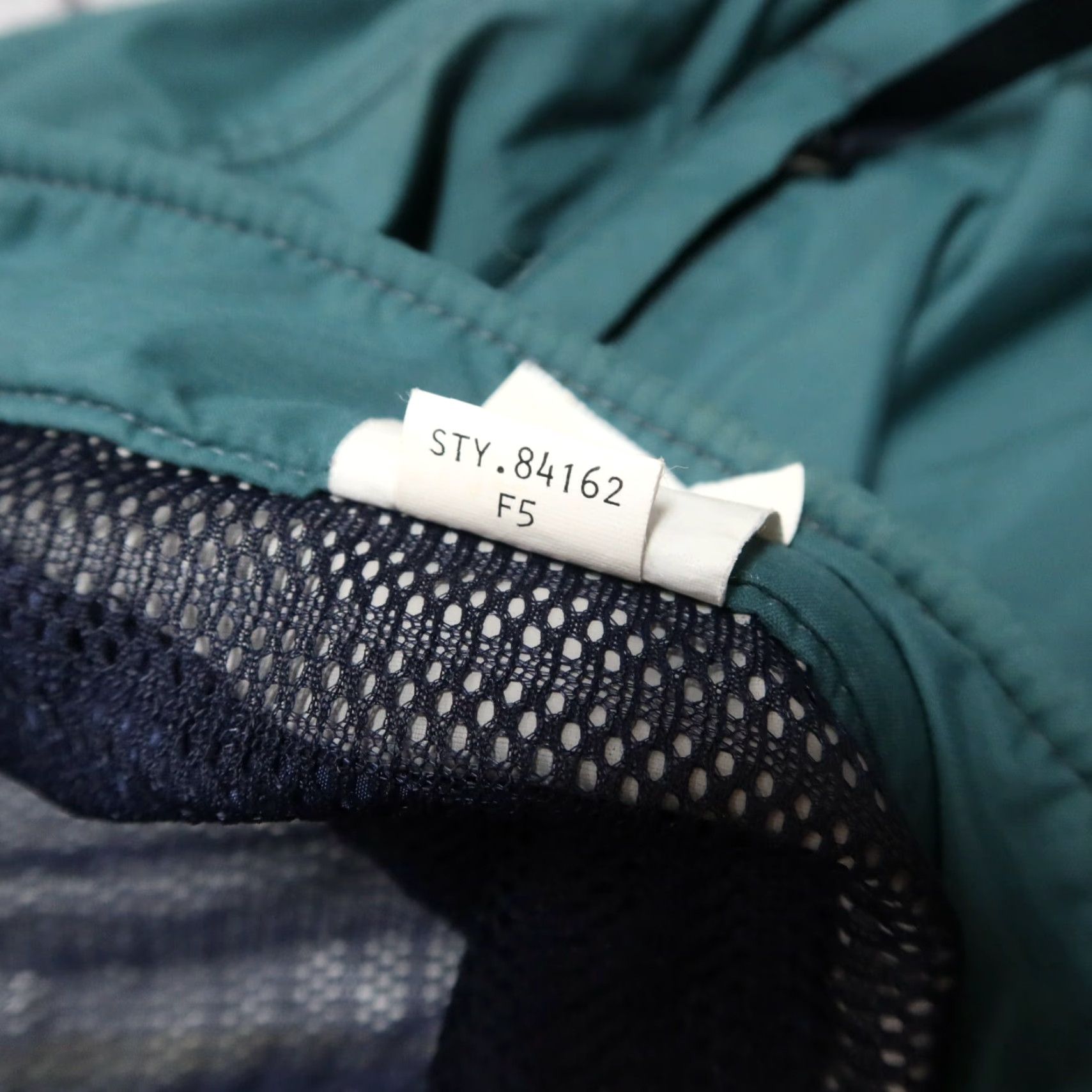 Patagonia Vintage Patagonia Snow Pants Men 38 Green Inseam 32 Size 38 Regular Pants Size US 38 / EU 54 - 6 Thumbnail