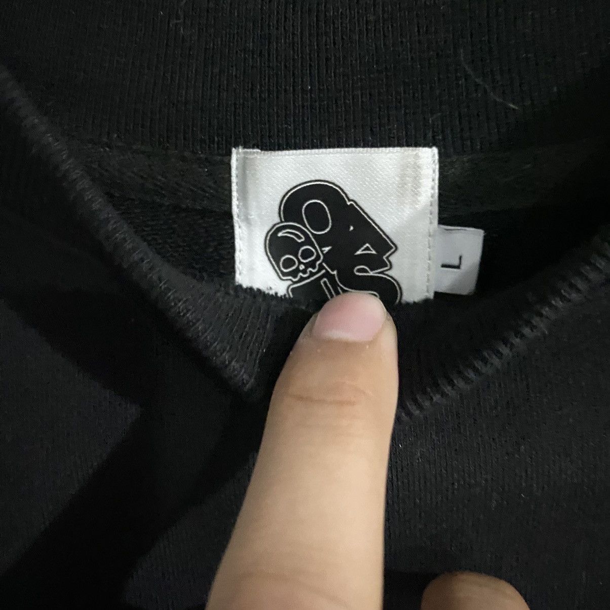 Other OFFTHESHITS (HeartLess Lovers) CREW NECK Size US L / EU 52-54 / 3 - 3 Thumbnail