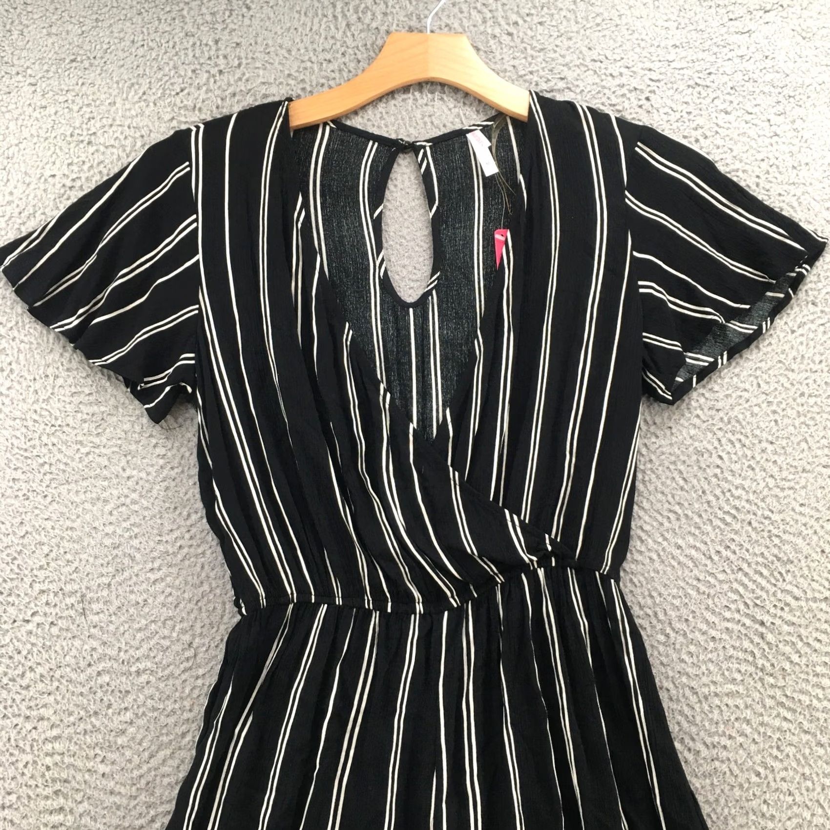 Vintage Xhiliration Romper Womens M Black Stripe Short Sleeve V-Neck NEW Shirt) Size 32" / US 10 / IT 46 - 2 Thumbnail