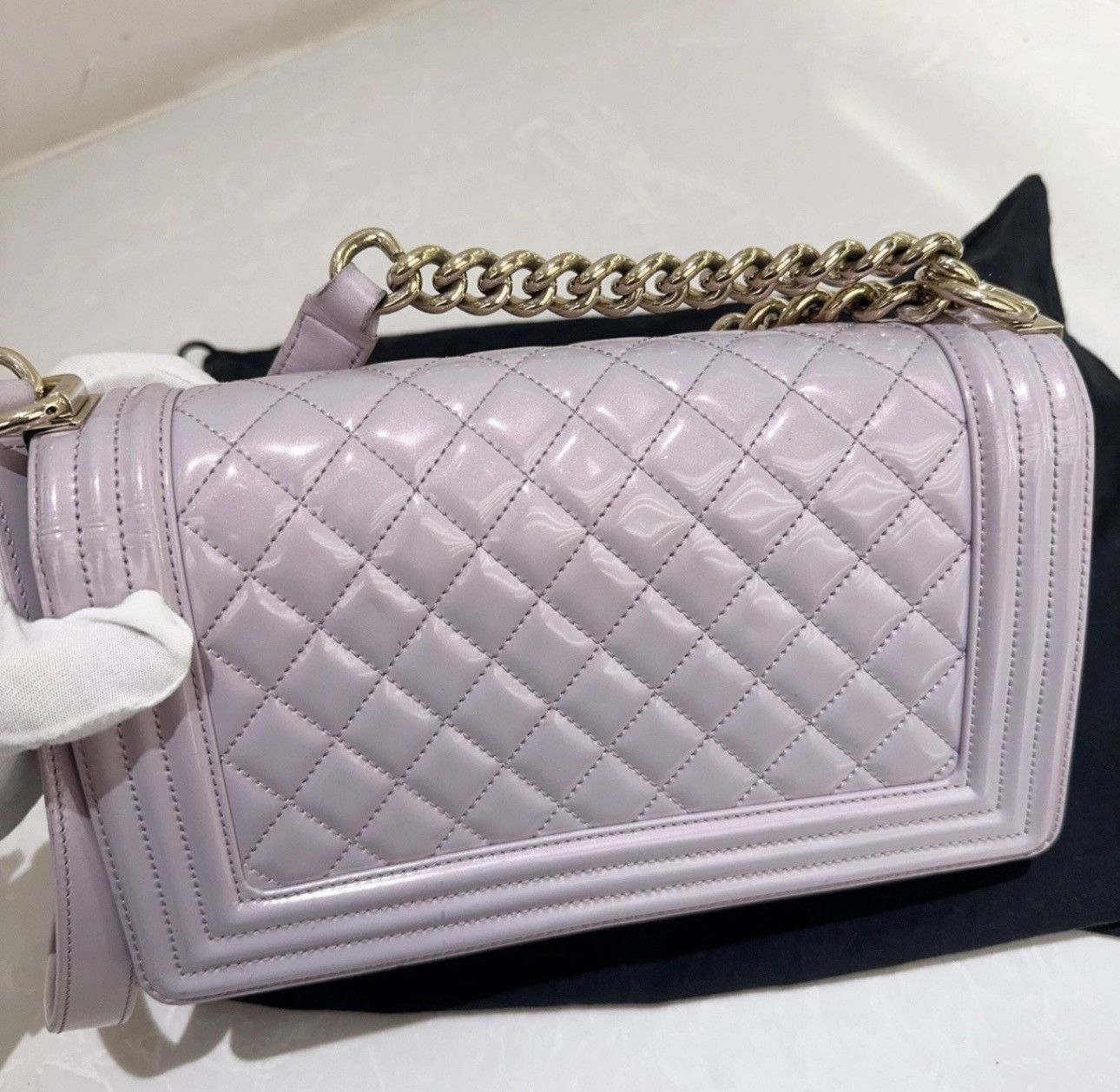 Chanel Chanel Boy Patent Leather handbag in lilac/ light purple Size ONE SIZE - 6 Thumbnail