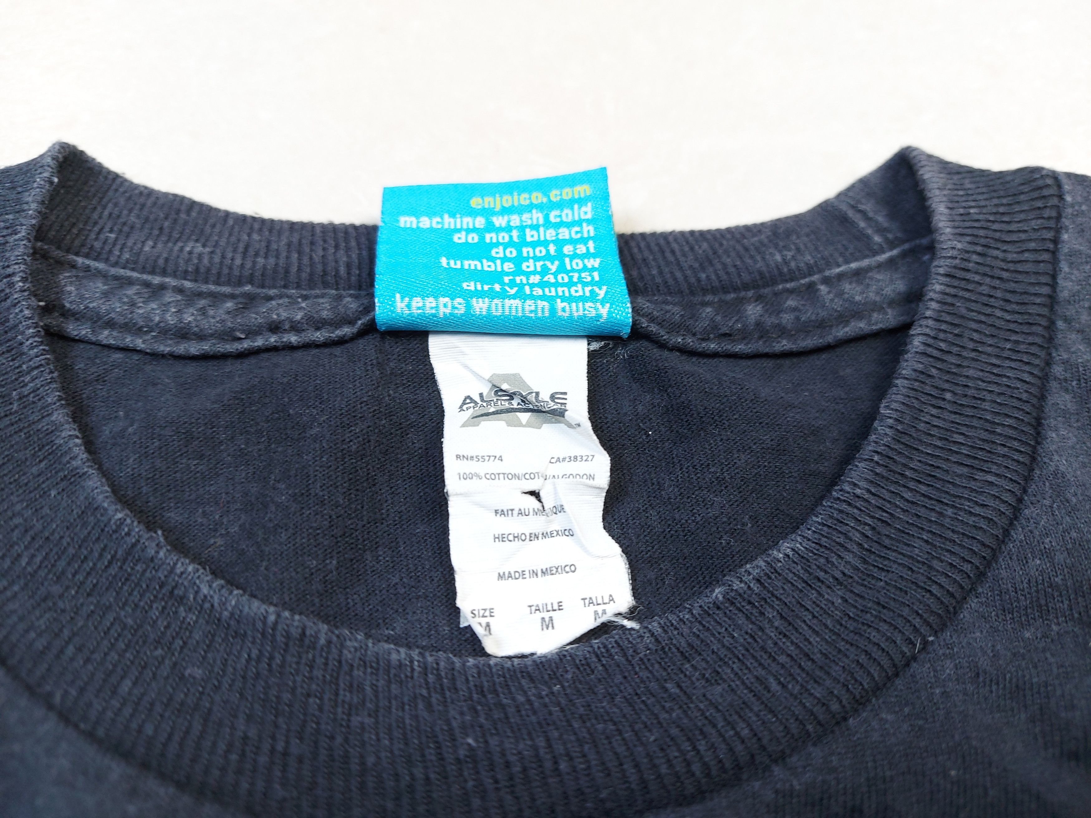 Enjoi × Vintage Vintage 2003 Enjoi Skateboards Postage Stamp Umbrella TEE Size US M / EU 48-50 / 2 - 6 Thumbnail
