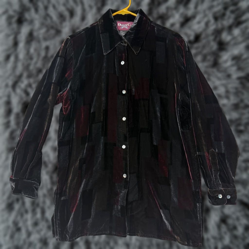 Denim & Co. VINTAGE Denim & Co. Shirt S Women's Black Velvet Geometric Button-Up Tunic with Long Sleeve, Collared, Office/Casual, 90s-Whimsigoth Grunge Style Size S / US 4 / IT 40 - 1 Thumbnail