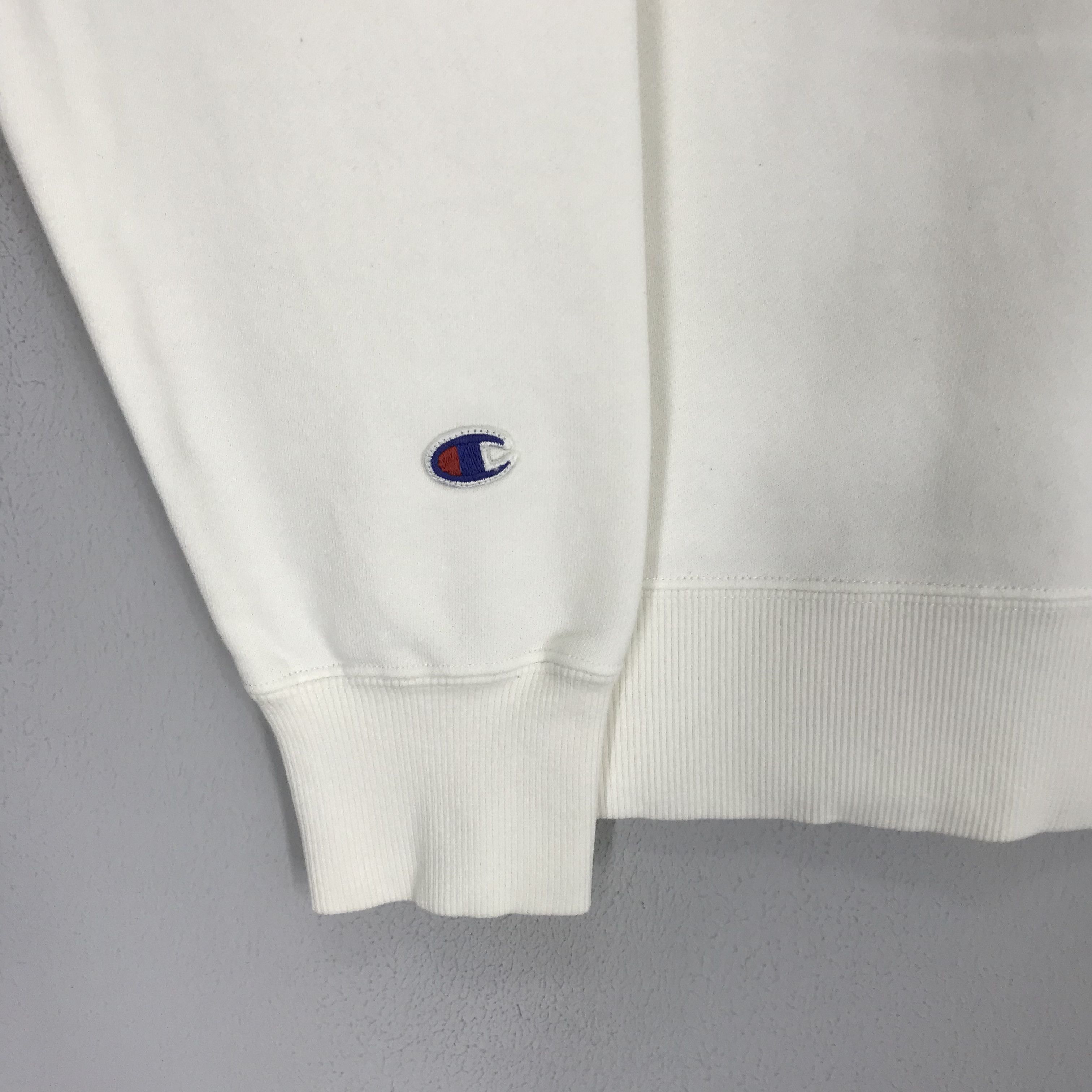 Champion vintage white champion sweatshirt x-large - 307 Size US XL / EU 56 / 4 - 7 Thumbnail