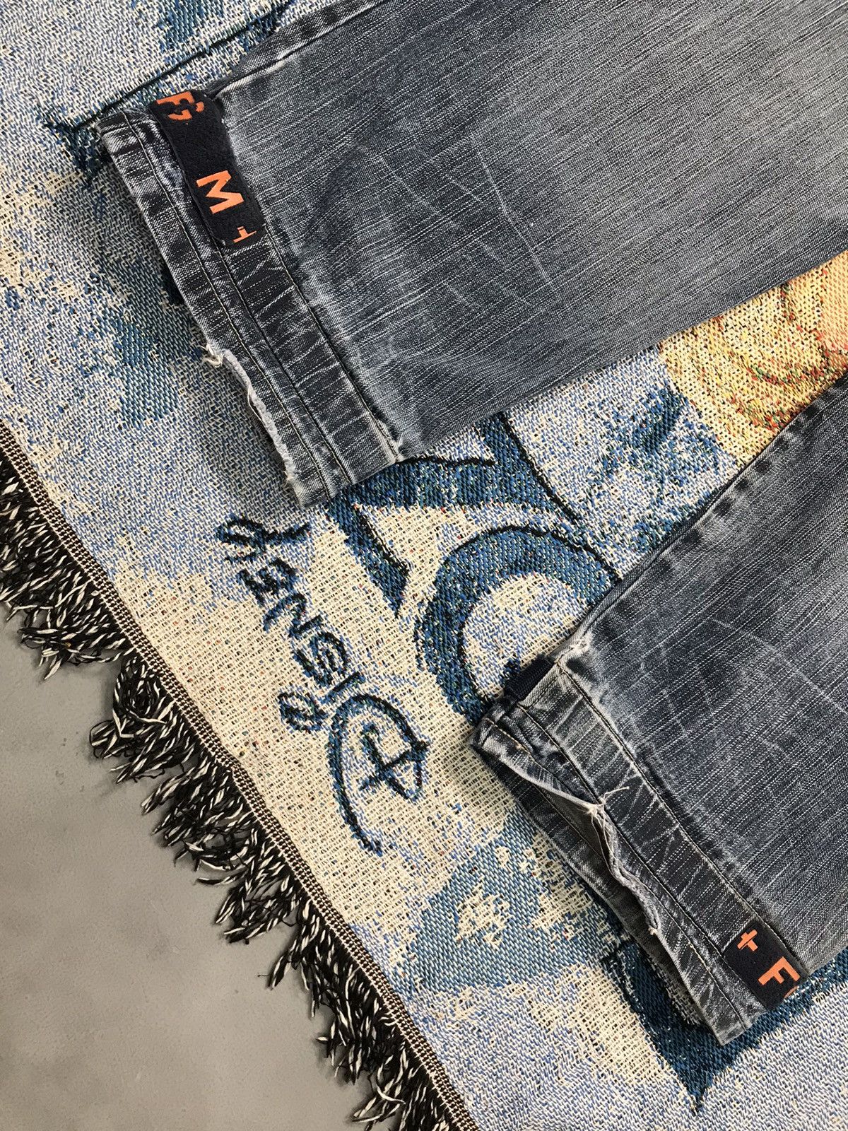 Marithe + Francois Girbaud Vintage marithe & Francois girbaud cargo denim Size US 36 / EU 52 - 14 Thumbnail