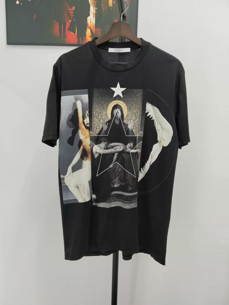 Givenchy Givenchy short-sleeve size XS Size US XS / EU 42 / 0 - 1 Thumbnail