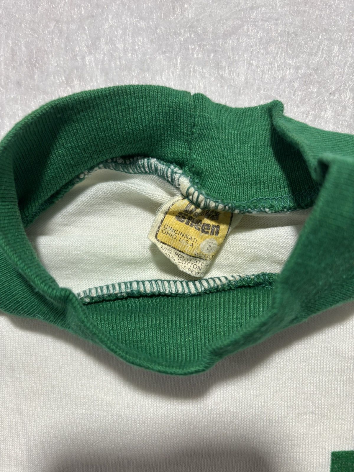 Vintage Vintage 80’s University Hawaii Tshirt Size US S / EU 44-46 / 1 - 4 Thumbnail