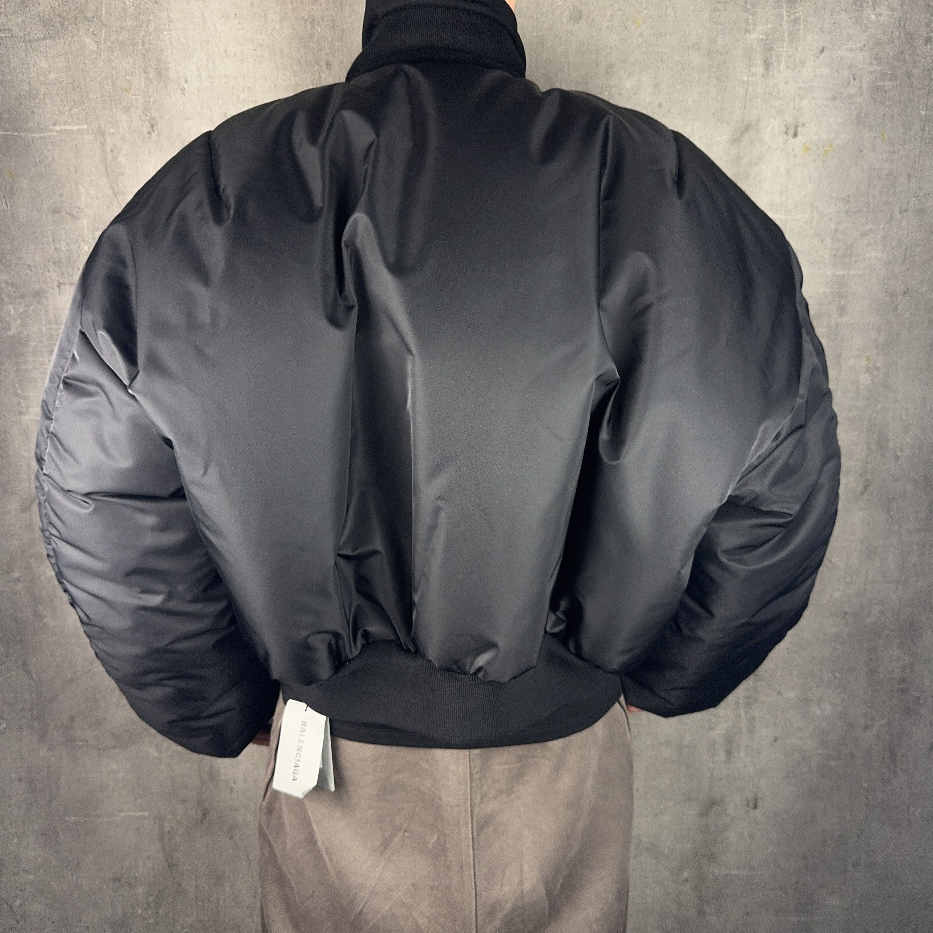 Balenciaga BALENCIAGA SS23 Runway Mud Show Padded Nylon Steroid Bomber Size US S / EU 44-46 / 1 - 6 Thumbnail