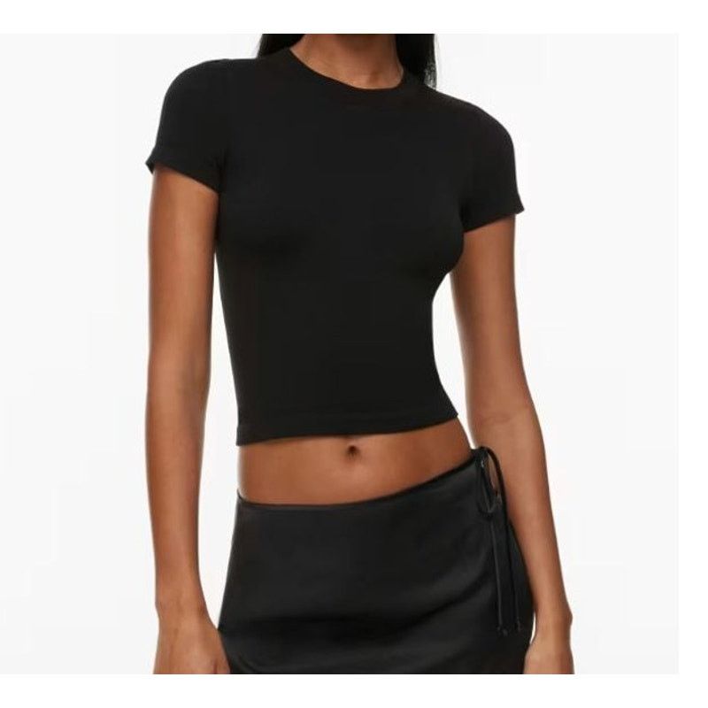 Aritzia sunday best | sinch seamless athletic black baby tee sz S Size S / US 4 / IT 40 - 1 Thumbnail