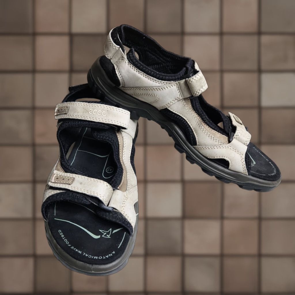 Ecco ECCO Offroad All Terrain Sandal Women Open Toe Beige/Black US 11-11.5 EU42 Size US 12 / IT 42 - 1 Thumbnail