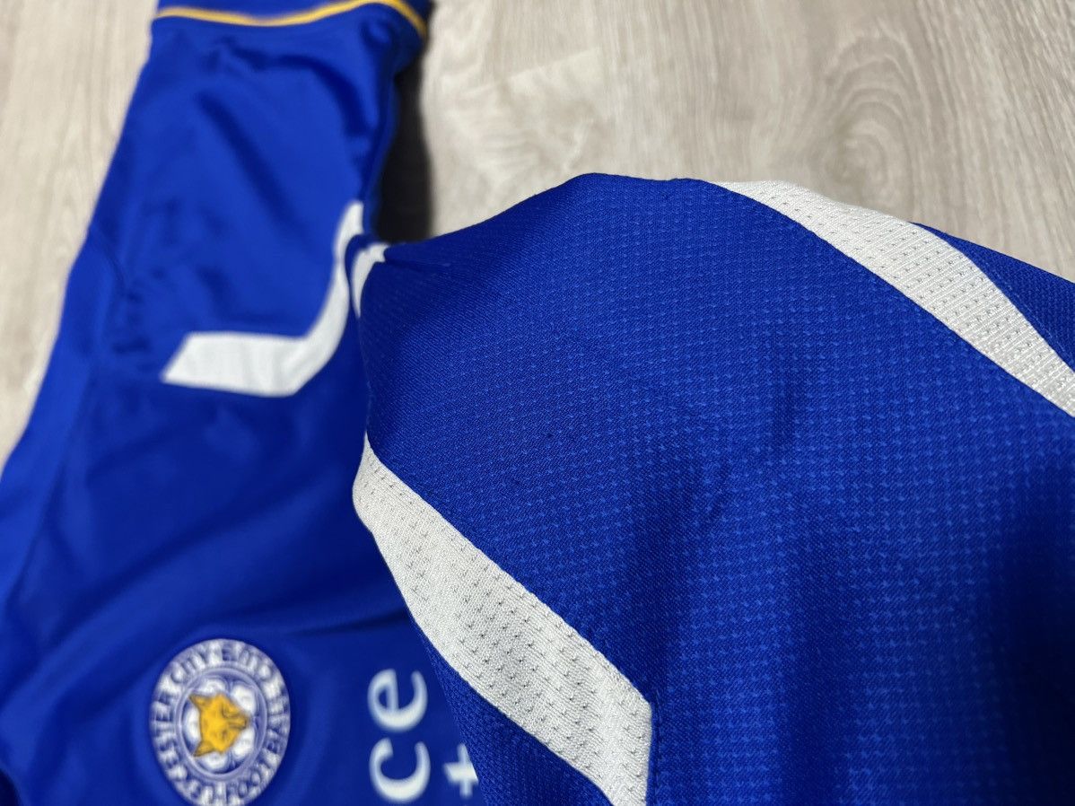 Vintage Leicester 2005/2006 JJB Home Football Shirt Size L Size US L / EU 52-54 / 3 - 9 Thumbnail