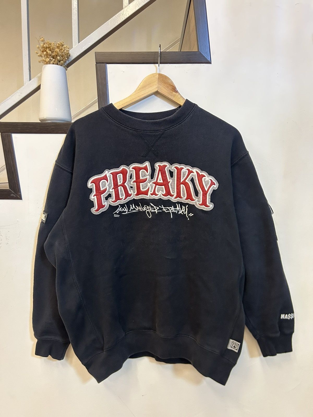 Japanese Brand Beautiful Sunfaded VTG Freaky Fellows "Massive 808" Big Logo Size US L / EU 52-54 / 3 - 2 Thumbnail