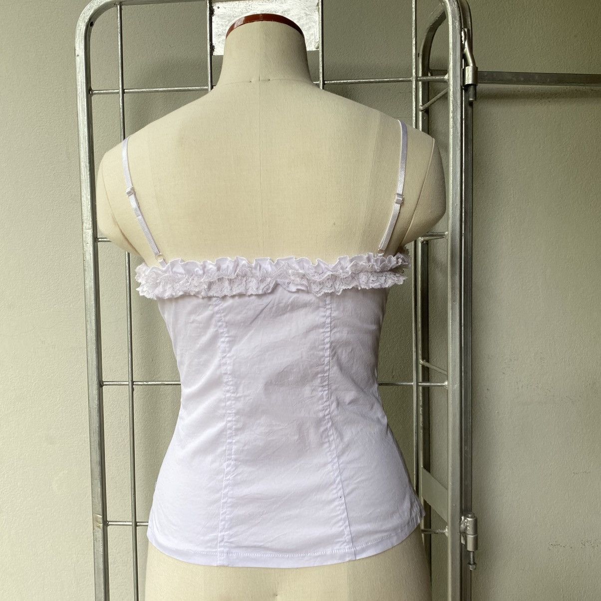 Japanese Brand NOA Y2K White Corset Top with Lace Trim and Ribbon Ties Size M / US 6-8 / IT 42-44 - 4 Thumbnail