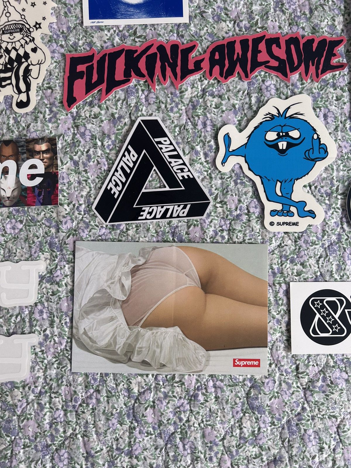 Fucking Awesome Sticker set. Supreme, undercover, yohji Yamamoto, FA etc.. Size ONE SIZE - 6 Thumbnail