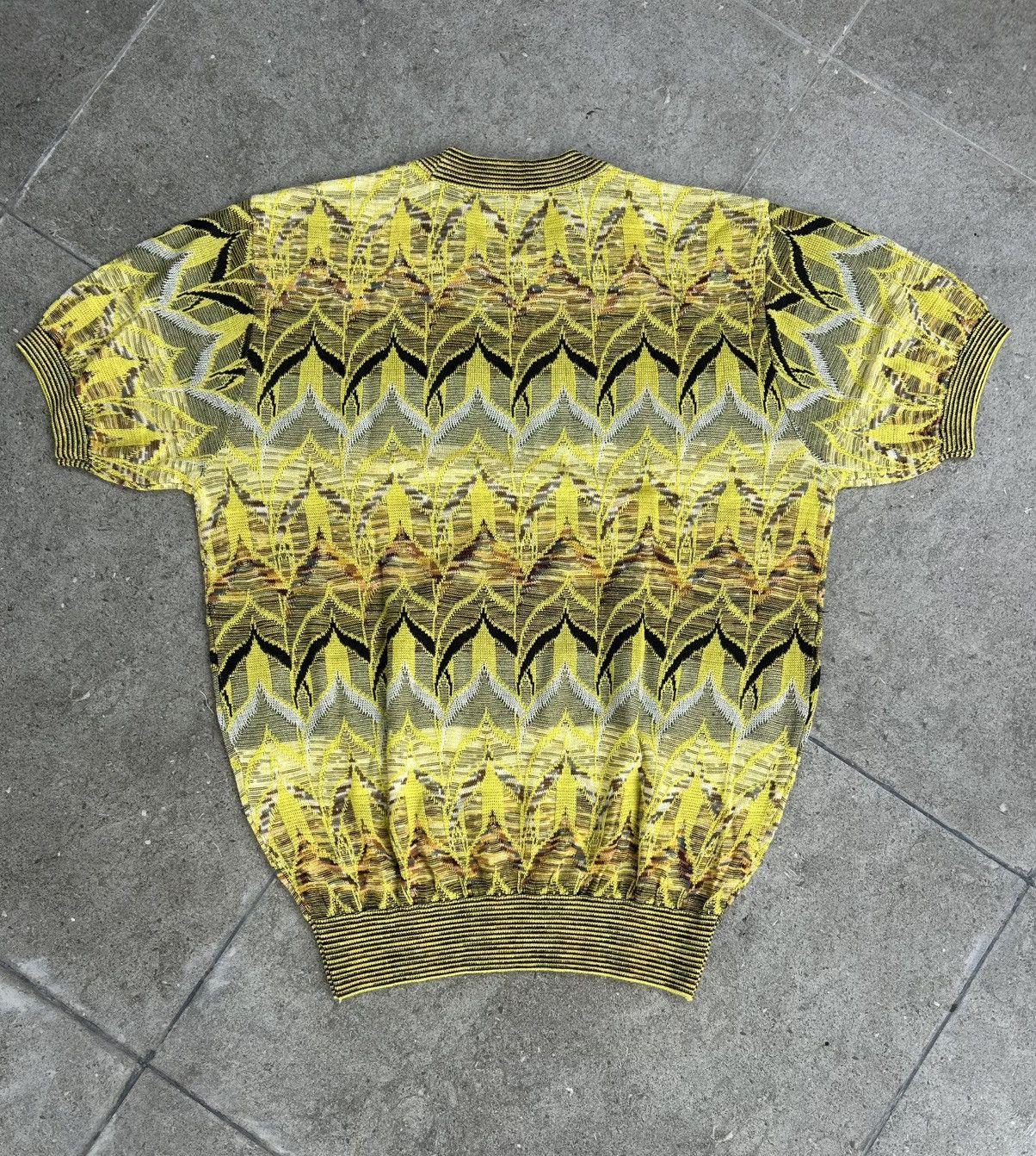 Missoni Missoni Ethnic Zig-zag Pattern Knit Short Sleeve Sweater Size M / US 6-8 / IT 42-44 - 6 Thumbnail