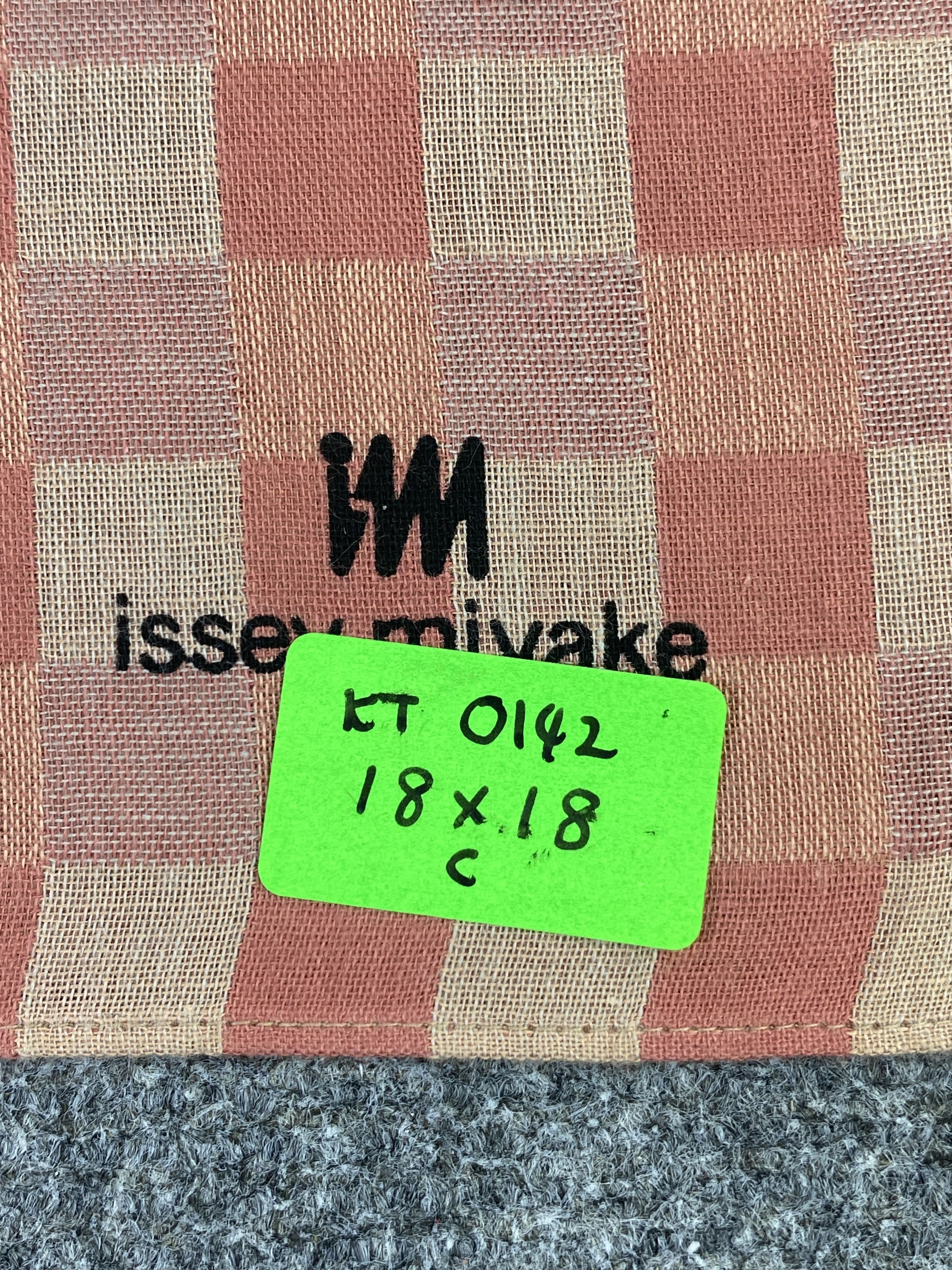Issey Miyake Vintage Issey Miyake Handkerchief / Neckerchief KT0142 Size ONE SIZE - 8 Thumbnail