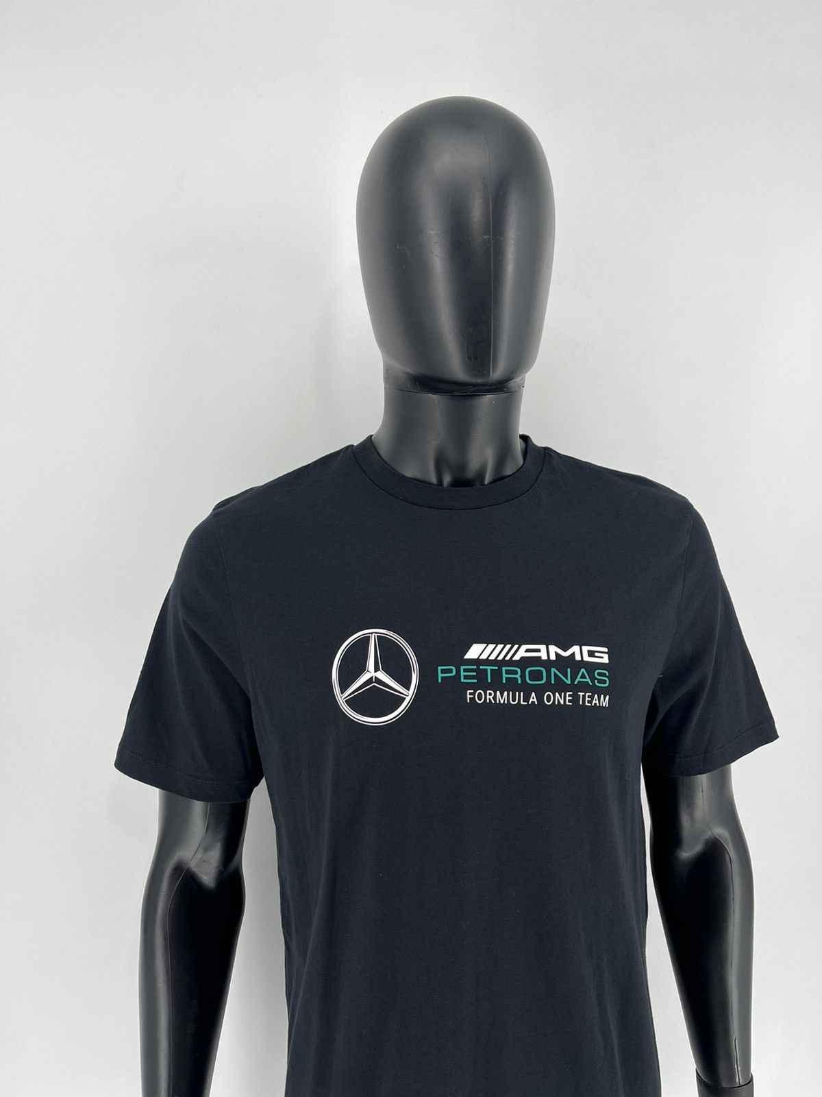 Mercedes-Benz Mercedes Benz AMG Petronas F1 Team Racing Tee Shirt Size L Size US L / EU 52-54 / 3 - 3 Thumbnail