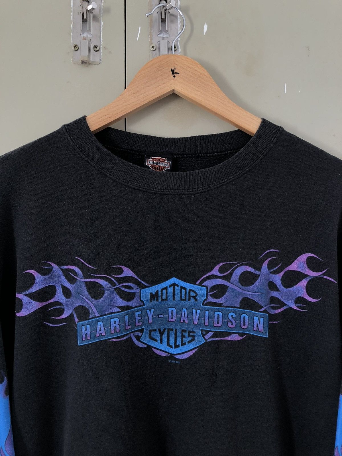 Harley Davidson Vintage Harley Davidson Blue Flame Sweatshirt Crewneck Size US M / EU 48-50 / 2 - 4 Thumbnail