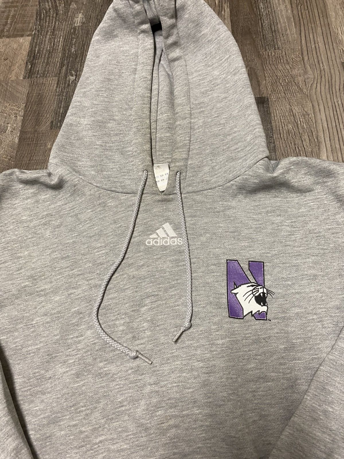 Adidas Vintage 2004 Adidas Center Logo NorthWestern Pullover Hoodie Size US L / EU 52-54 / 3 - 2 Thumbnail