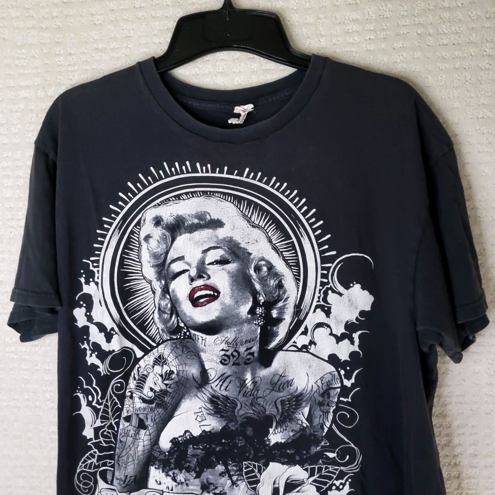 Vintage Marilyn Monroe T-shirt Urban Streetwear Tattoo Art Tee Men's XL Black Size US XL / EU 56 / 4 - 5 Thumbnail