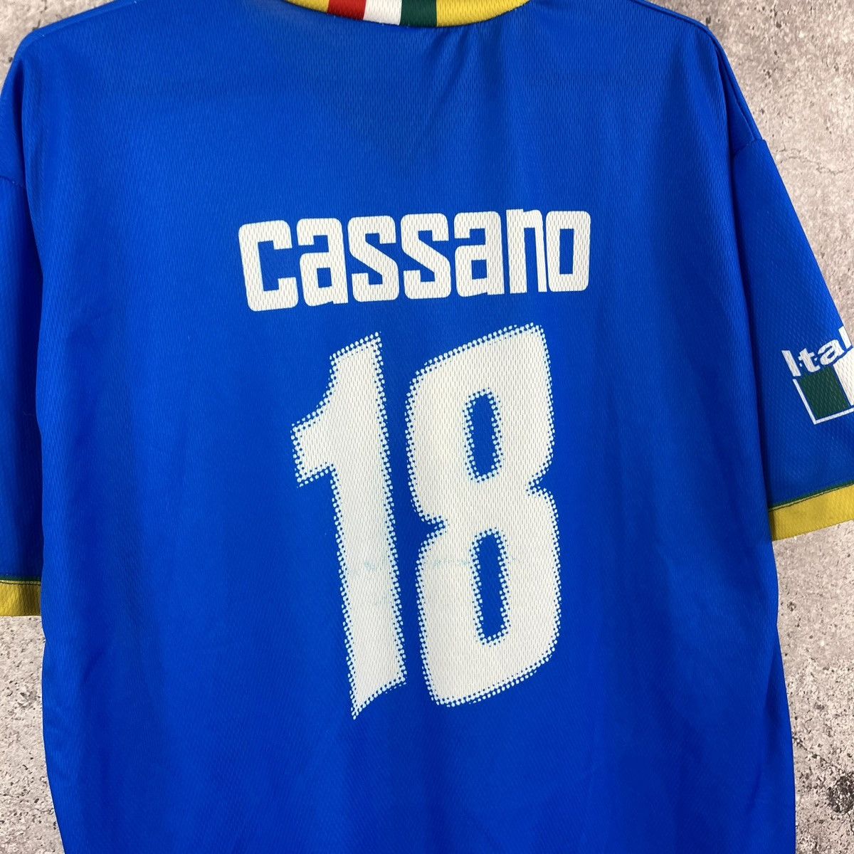 Vintage Vintage Retro Italia National Team Jersey #18 Cassano Sz XL Size US XL / EU 56 / 4 - 8 Thumbnail
