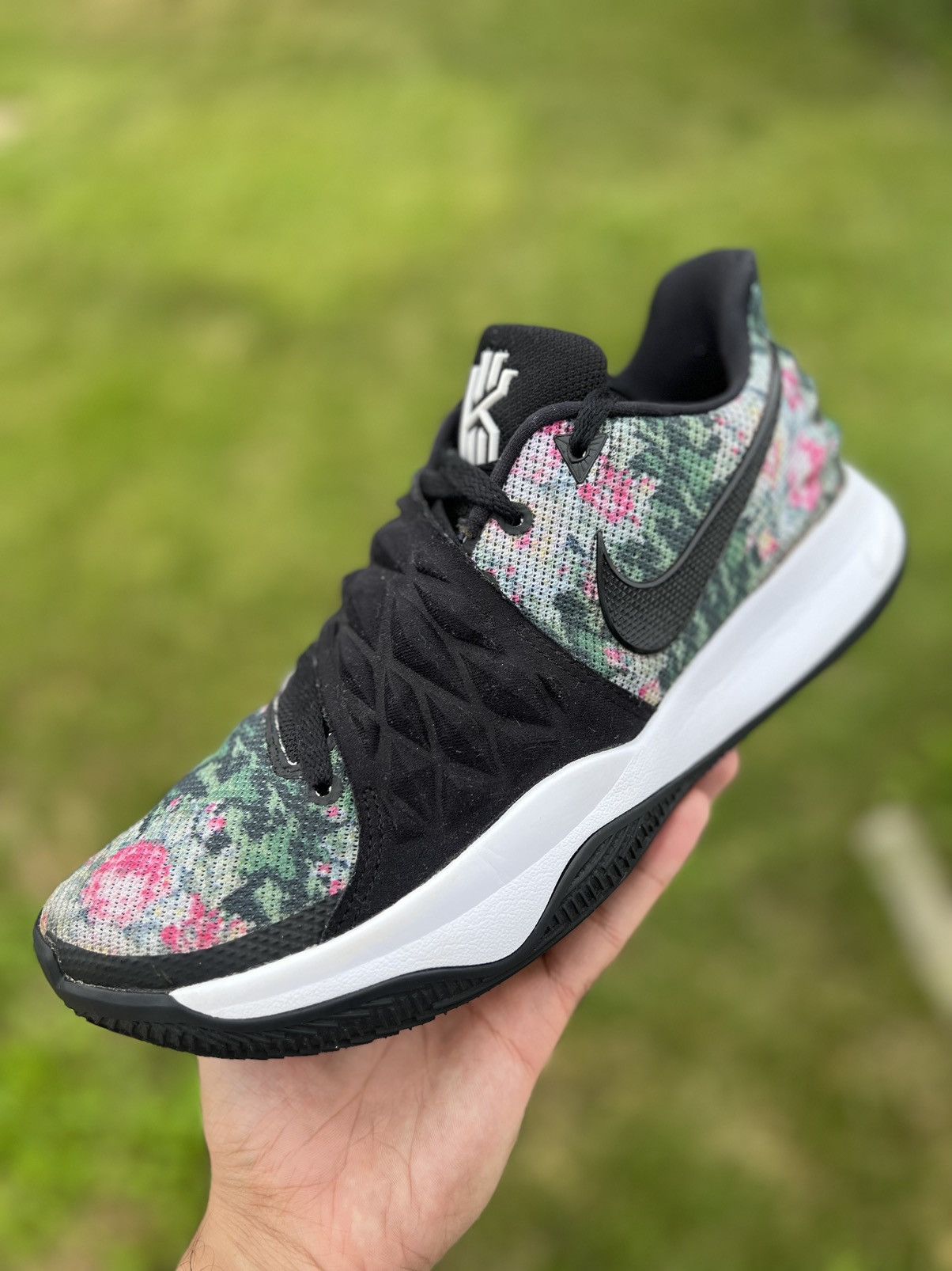 Kyrie low floral best sale