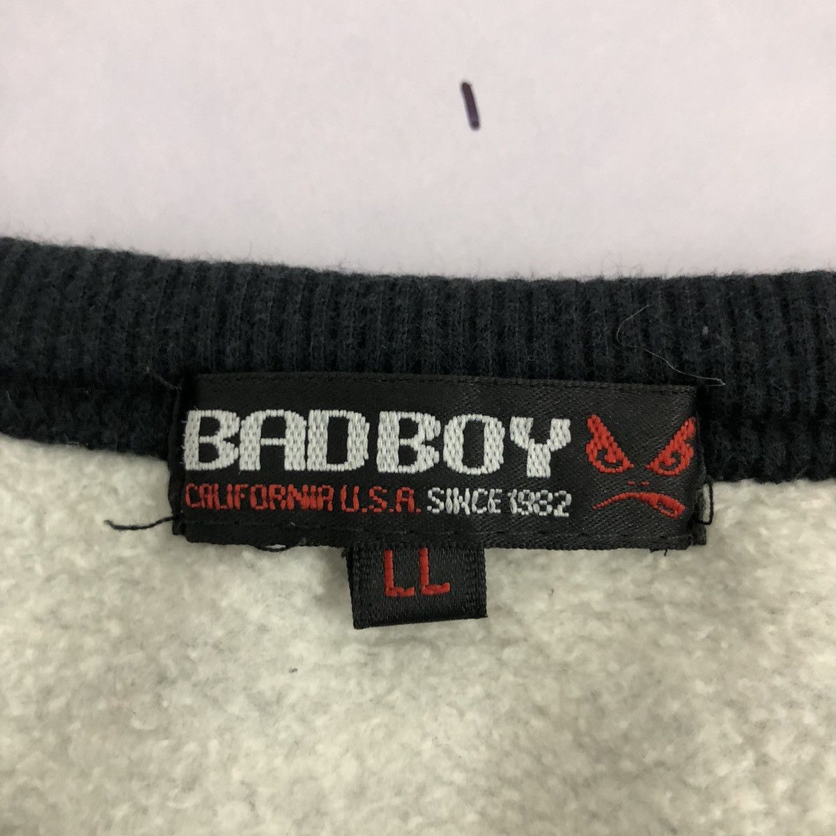 Vintage Vintage BADBOY Sweatshirt Big Logo Pullover Jumper Size US XL / EU 56 / 4 - 5 Thumbnail