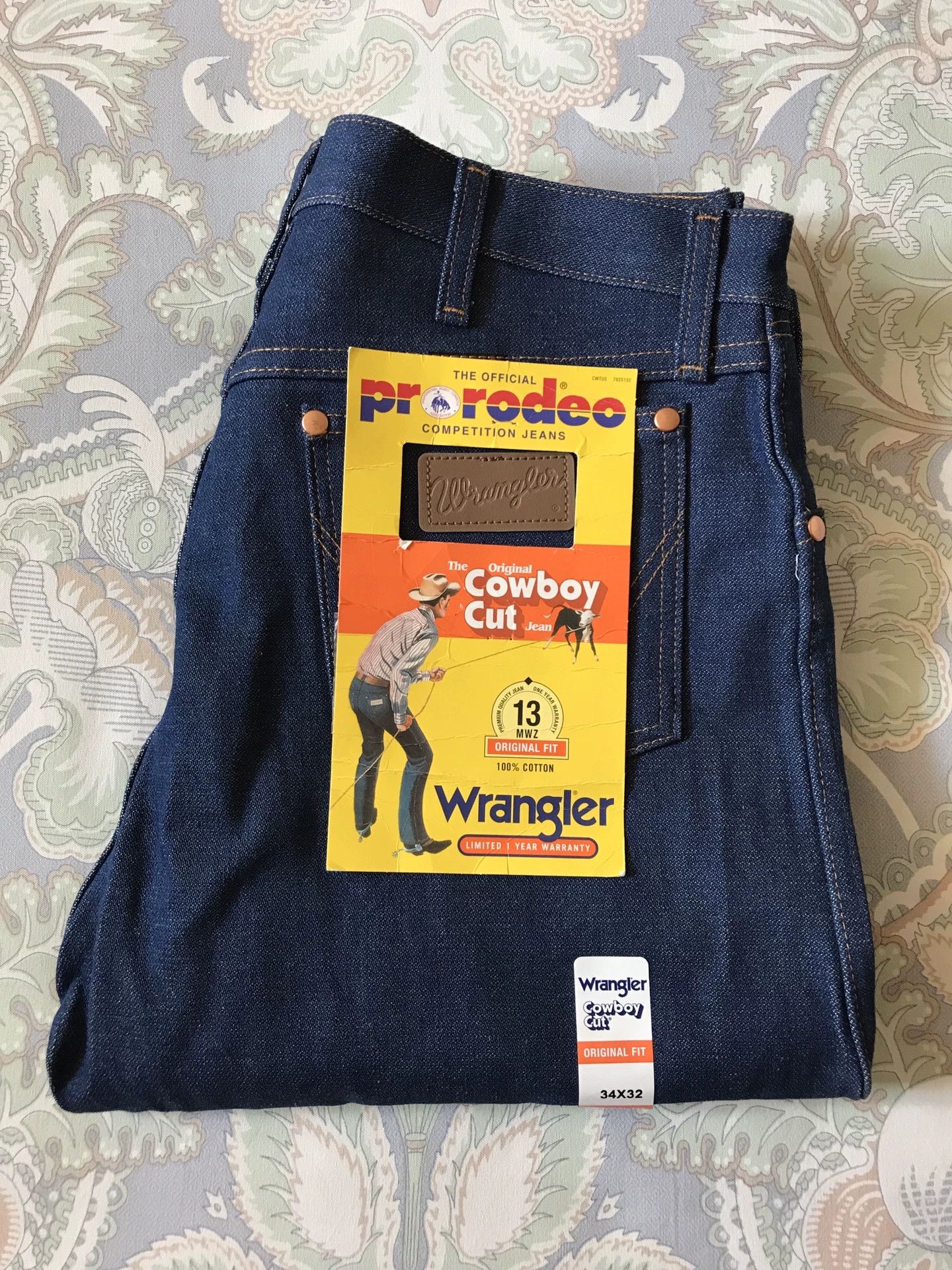 Wrangler Wrangler 13MWZ Raw Denim Jeans W34L32 Size US 34 / EU 50 - 1 Thumbnail