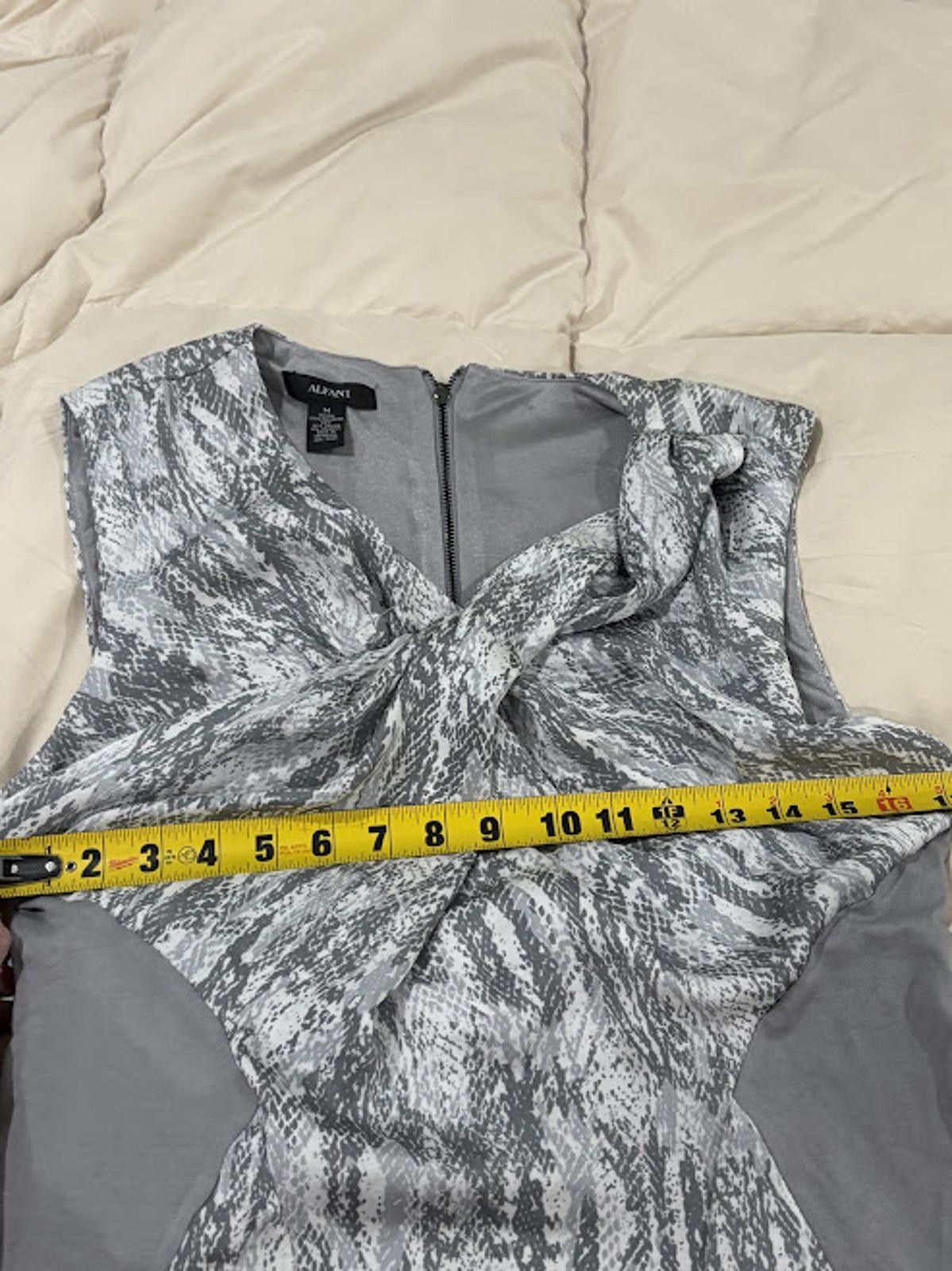 Alfani 16. Alfani Women's Sleeveless Top w/ Gray Snake Print Design Size M / US 6-8 / IT 42-44 - 4 Thumbnail