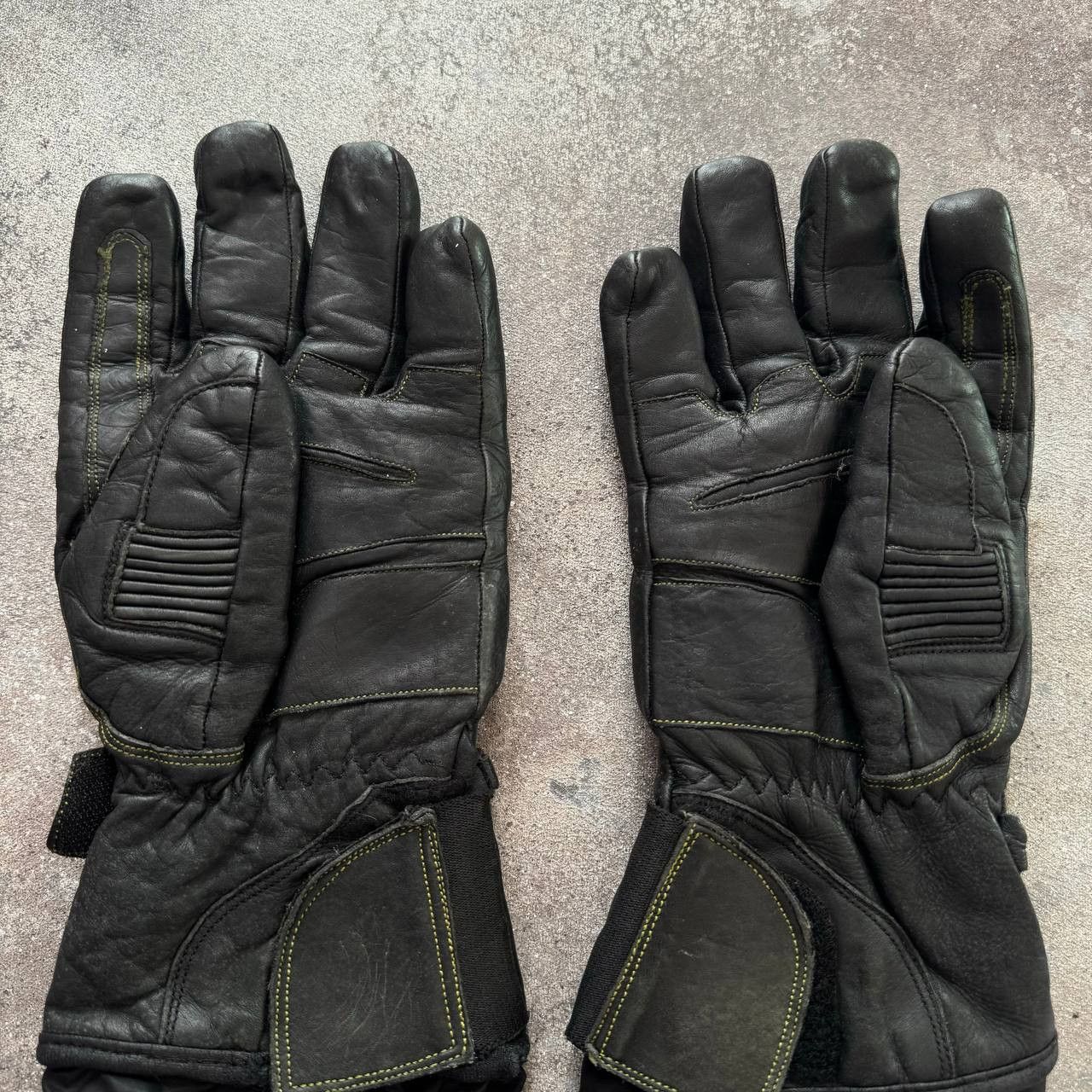 Vintage Amazing Vintage Black Leather Gloves Size ONE SIZE - 9 Thumbnail