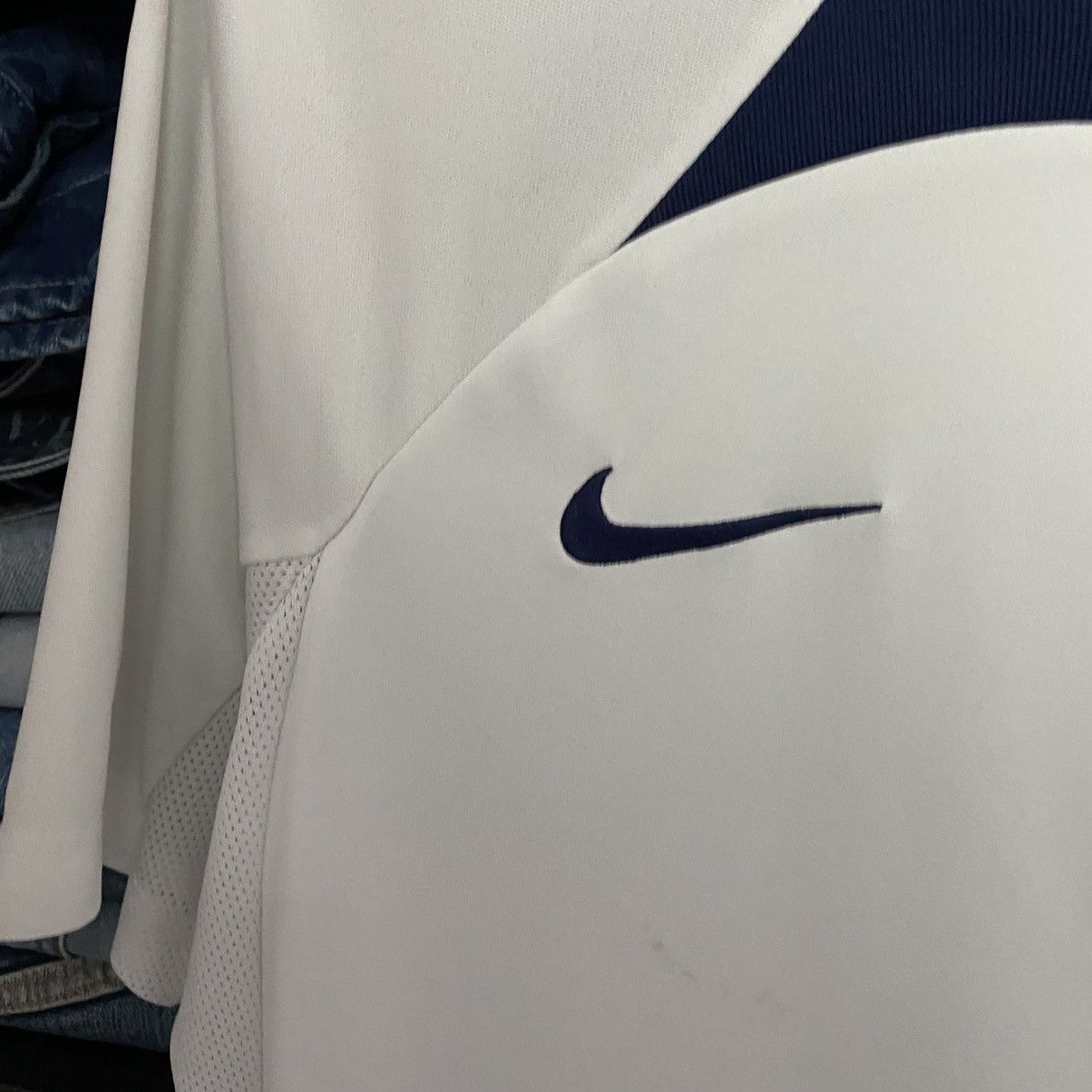 Nike Mens Nike FC Paris Saint Germain PSG 2021 soccer jersey Size US S / EU 44-46 / 1 - 4 Thumbnail