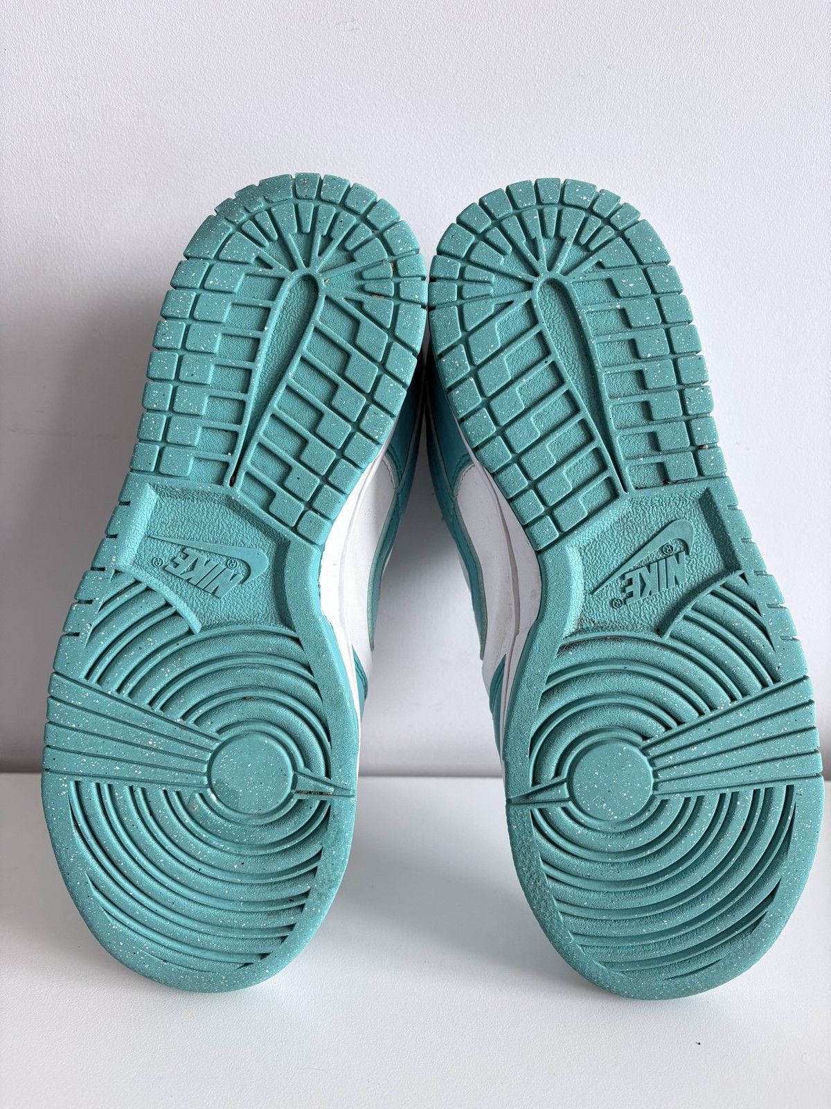Nike Nike Dunk Low white turquoise leather sneakers size 38.5 Size US 8.5 / IT 38.5 - 9 Thumbnail