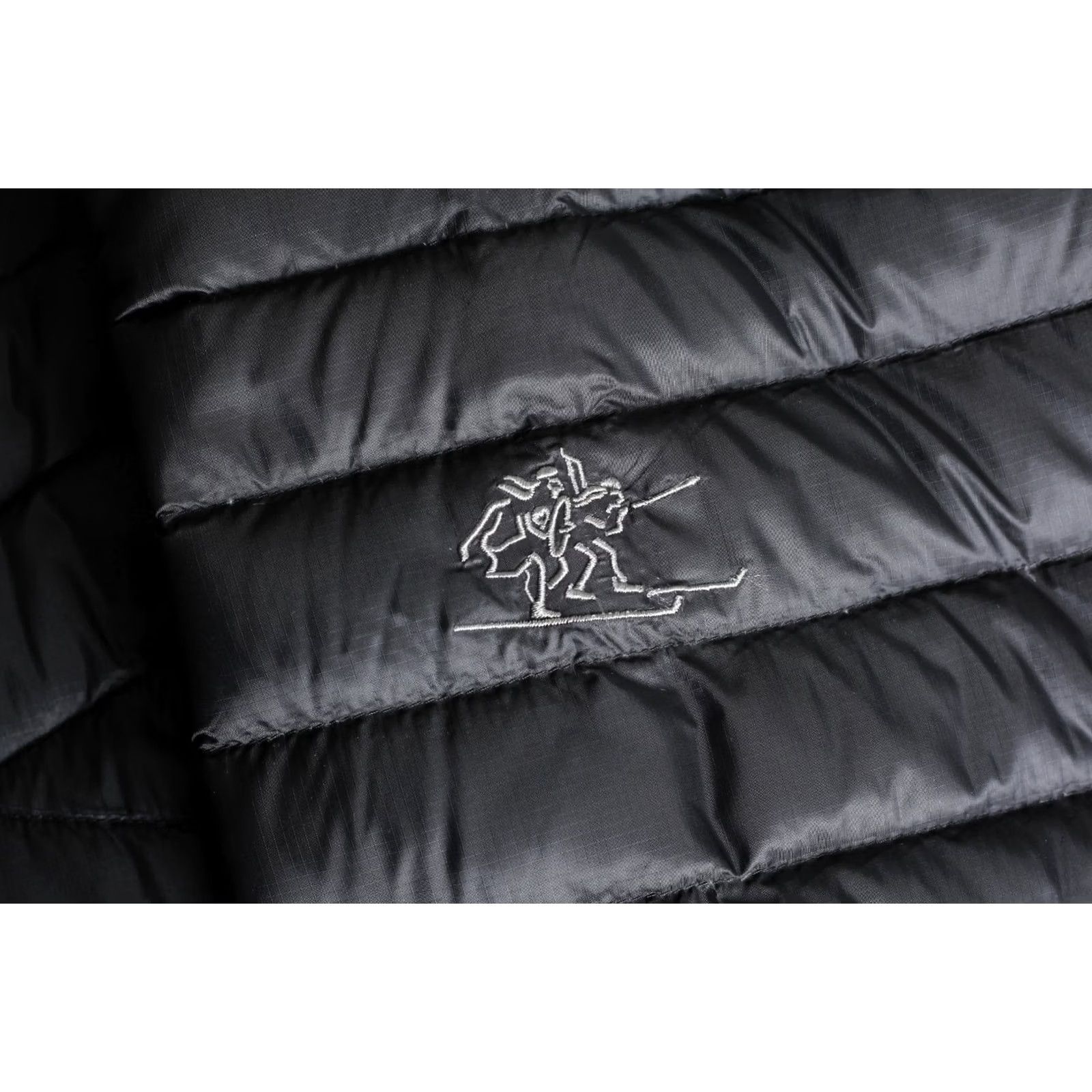 Vintage BERGANS OF NORWAY SLINGSBYTIND DOWN Hooded Jacket Men L PERTEX QUANTUM Black Size US L / EU 52-54 / 3 - 6 Thumbnail