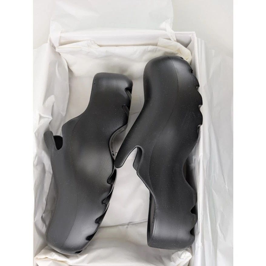 Bottega Veneta o1rshd1 Q:2 / Gel Rubber Flash Slipper in Black Size US 12 / EU 45 - 18 Thumbnail