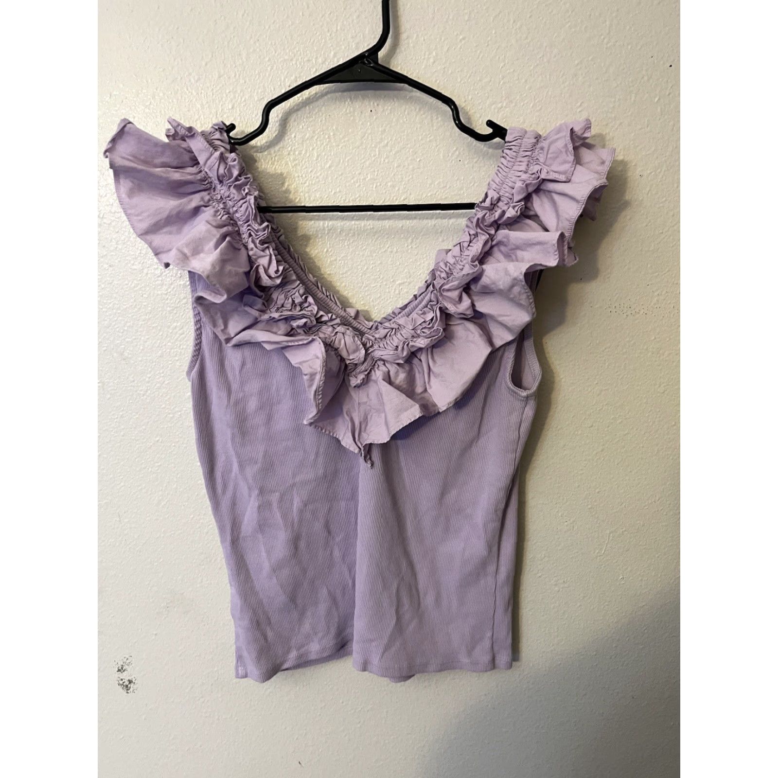 Express Express Purple Sleeveless Ruffled Relaxed Tank Top Blouse Large V-Neck Periwinkle Purple Express Tank Womens L Sleeveless Camisole Polyester Size L / US 10 / IT 46 - 3 Thumbnail