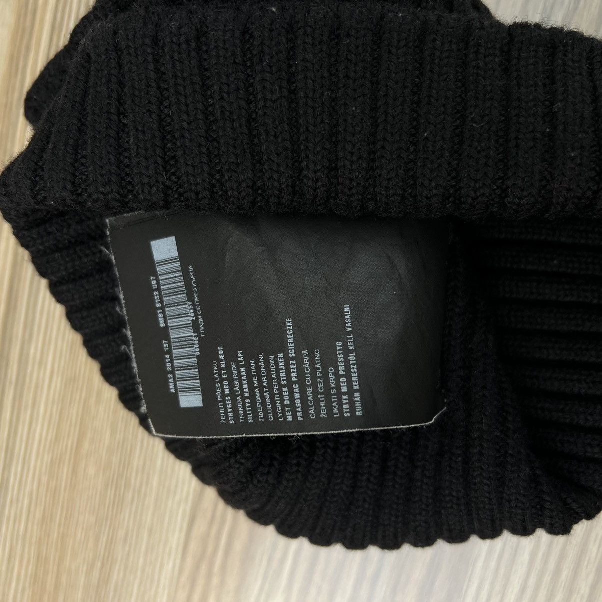 Prada Prada Beanie. Size ONE SIZE - 6 Thumbnail