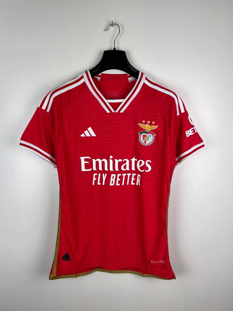 Adidas Benfica Adidas 2023-24 t-shirts size L Size US L / EU 52-54 / 3 - 1 Thumbnail
