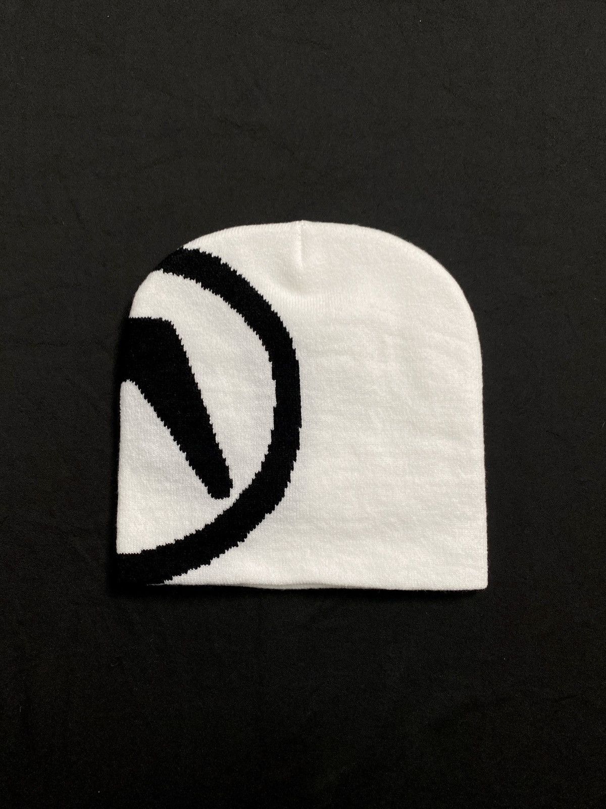 Japanese Brand Deadstock Aphex Twin Tribute No Cuff Knit White Beanie OS Size ONE SIZE - 4 Thumbnail