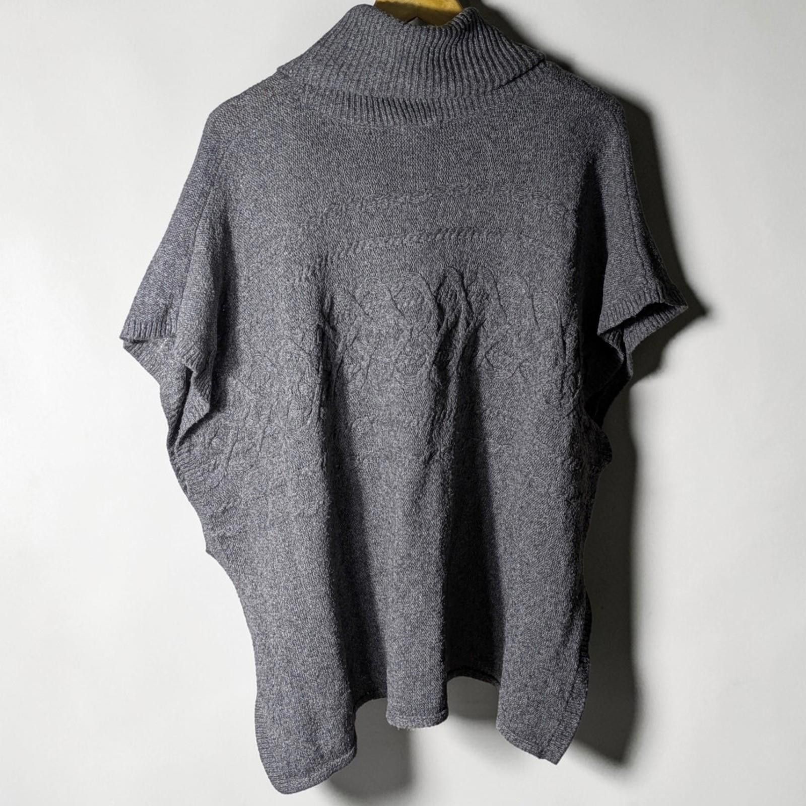 Other Reitmans S Womens Knit Poncho Cowl Neck Cable Textured Shawl Size S / US 4 / IT 40 - 6 Thumbnail
