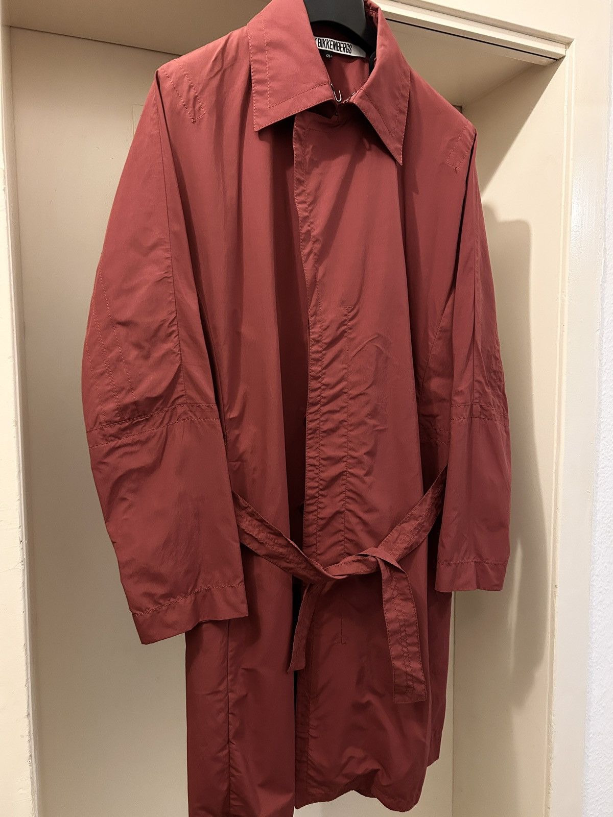 Dirk Bikkembergs S/S 1999 archive red nylon belted coat Size US M / EU 48-50 / 2 - 3 Thumbnail
