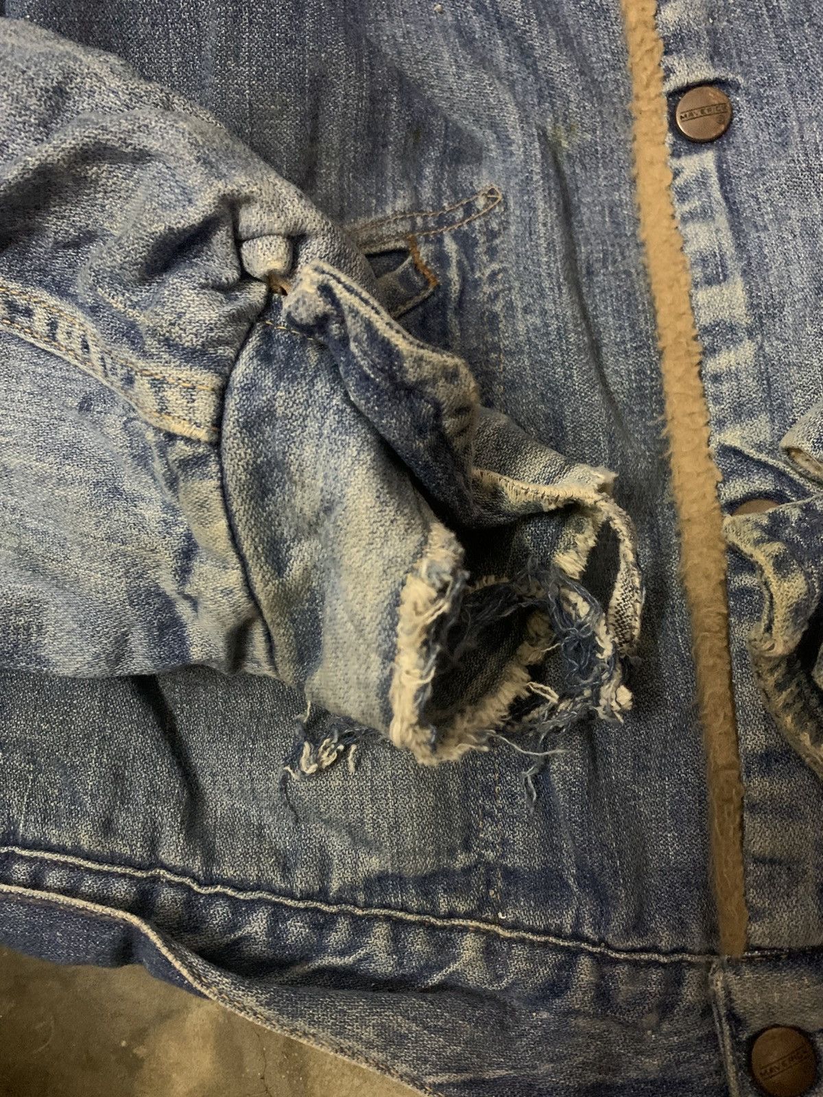 Vintage Vintage 80’s Maverick Flare Denim Jacket Size US S / EU 44-46 / 1 - 9 Thumbnail