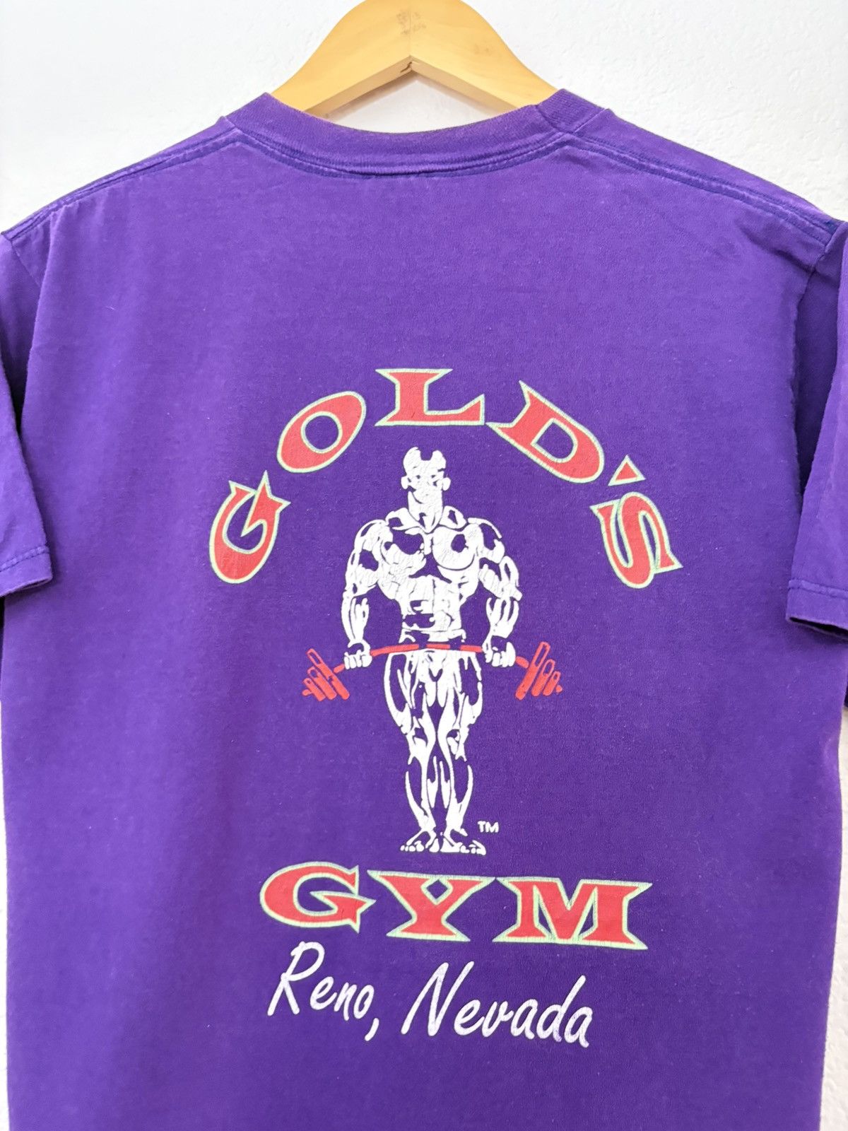 Vintage 90’s Gold’s Gym Vintage Tee Shirt Size US M / EU 48-50 / 2 - 3 Thumbnail