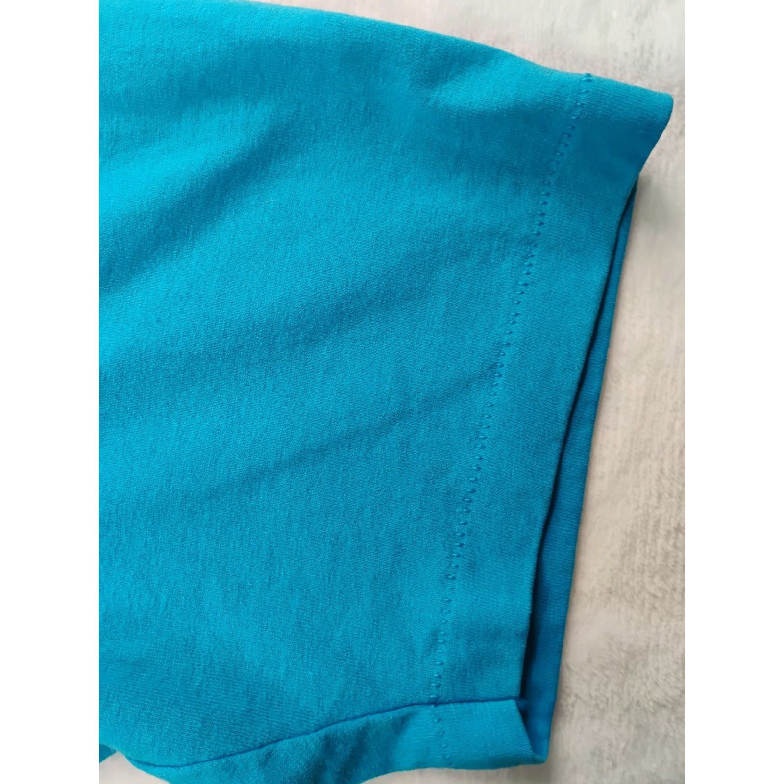 Hanes VINTAGE Hanes T-Shirt Short Sleeve Crew Neck Blue S Mens Small Solid Initials Not Applicable? Size US S / EU 44-46 / 1 - 6 Thumbnail