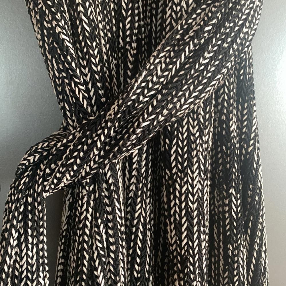 Designer Alice + Olivia -Braid Maxi - 2 100% Silk, 100% Poly shell Size XS / US 0-2 / IT 36-38 - 3 Thumbnail