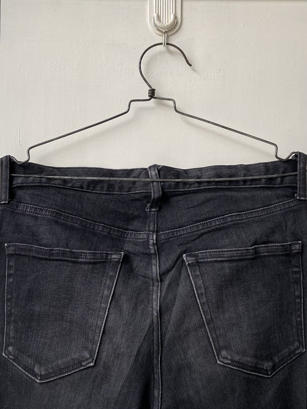 Uniqlo UNIQLO Black Selvedge Denim Size US 32 / EU 48 - 6 Thumbnail