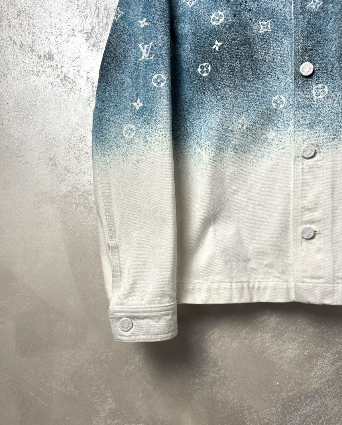 Louis Vuitton Louis Vuitton Monogram Gradient Denim Jacket Size US XS / EU 42 / 0 - 4 Thumbnail