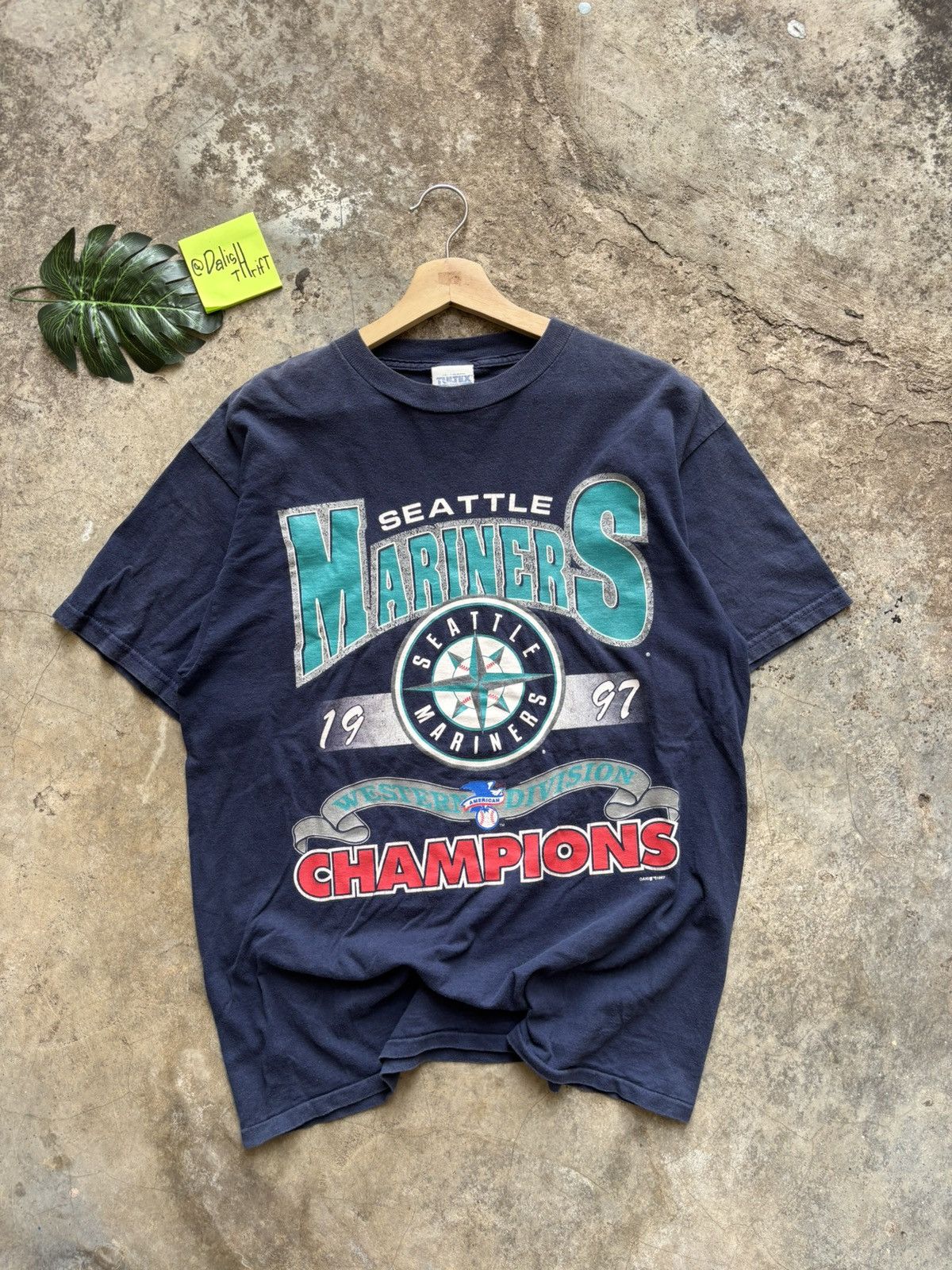 MLB × Vintage Vintage Marine MLB Shirt Size US L / EU 52-54 / 3 - 1 Thumbnail