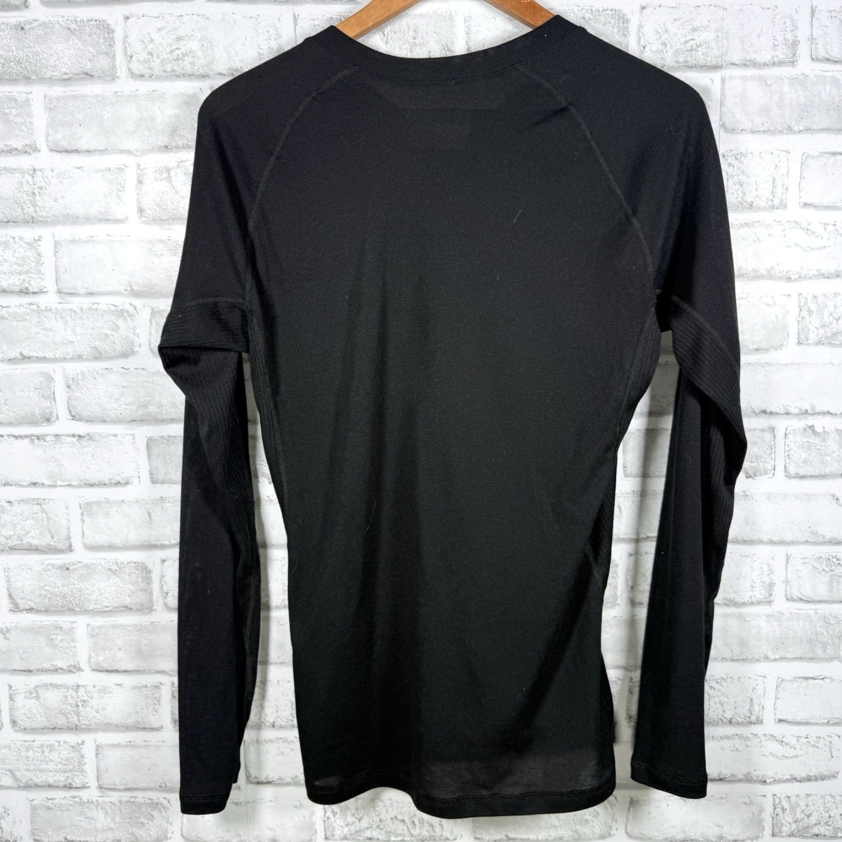 Patagonia Patagonia Black Long Sleeve Athletic Shirt Womens Size L Size L / US 10 / IT 46 - 5 Thumbnail