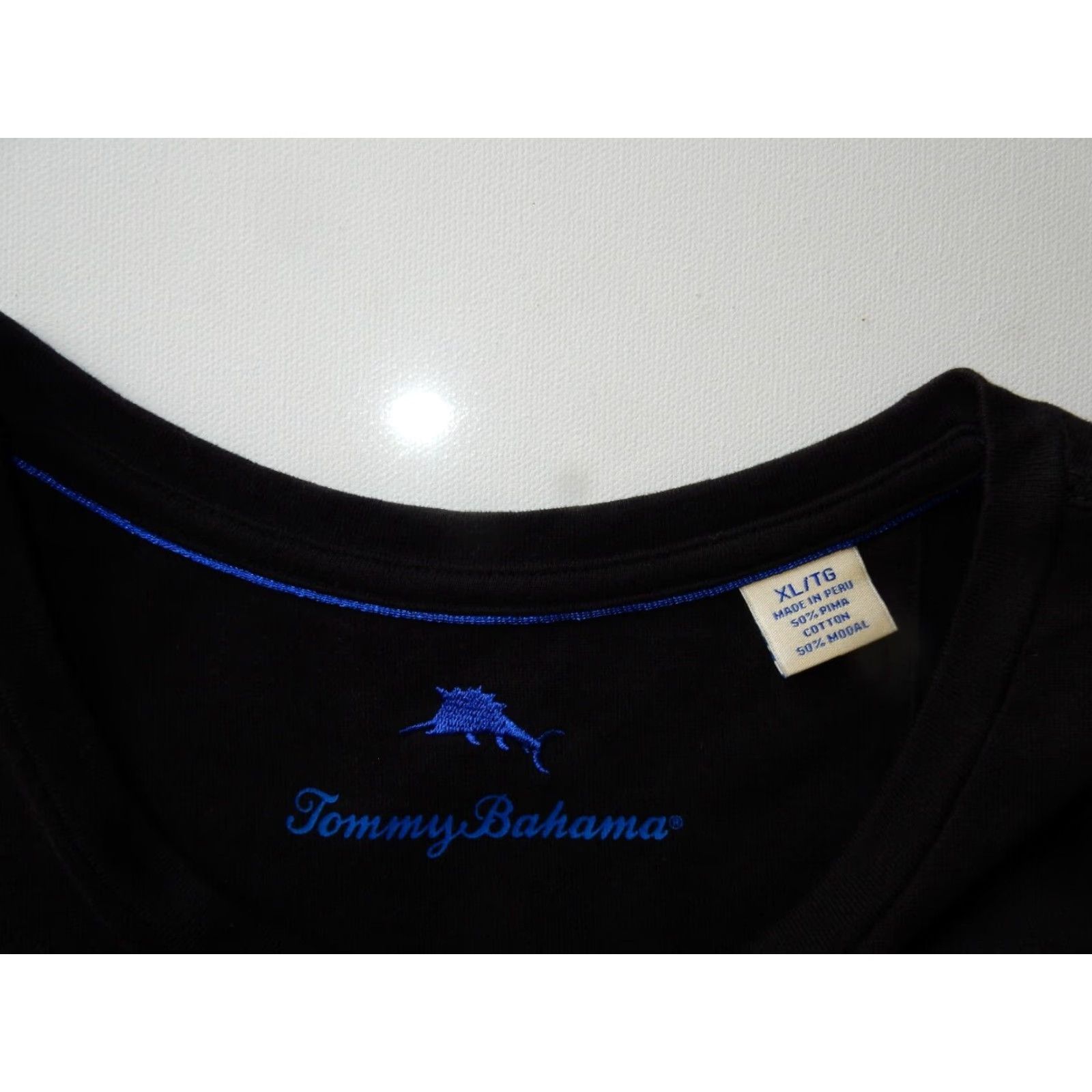 Tommy Bahama VINTAGE Tommy Bahama Men's T-Shirt Short Sleeve Size M Black Cotton Modal Blend Size US M / EU 48-50 / 2 - 4 Thumbnail